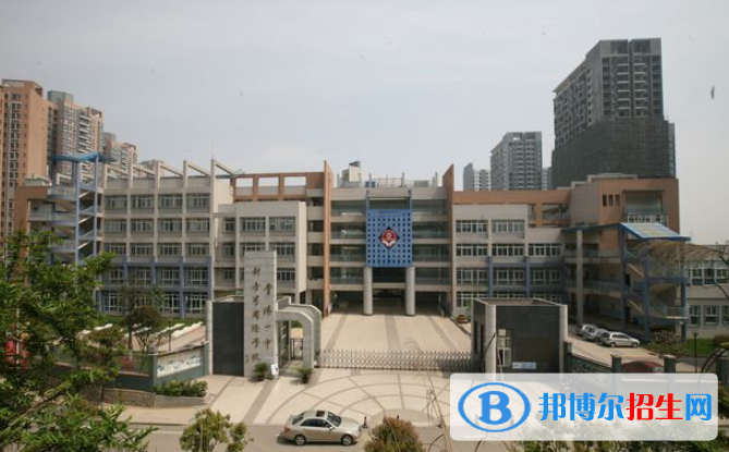 貴陽一中新世界國際學(xué)校初中部2020年報名條件、招生要求、招生對象