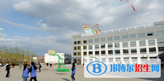 天水麥積區(qū)職業(yè)中等專業(yè)學(xué)校2020年學(xué)費(fèi)、收費(fèi)多少