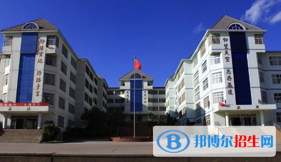 云南外國語學(xué)校初中部2020年報(bào)名條件、招生要求、招生對象