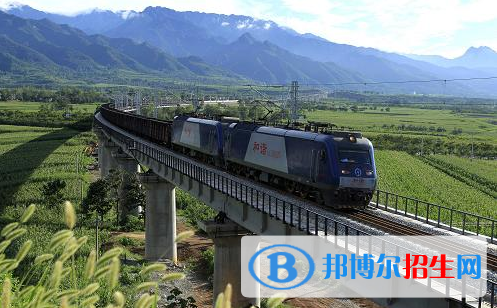 襄陽(yáng)2020年哪些大專(zhuān)學(xué)校有鐵路學(xué)校