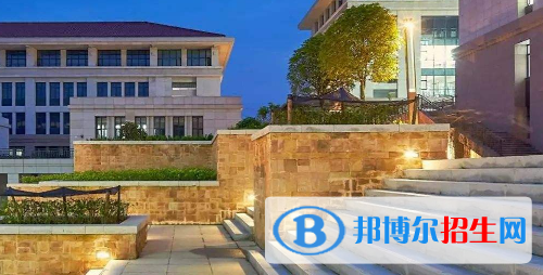 貴州電子科技職業(yè)學(xué)院2020年招生辦聯(lián)系電話