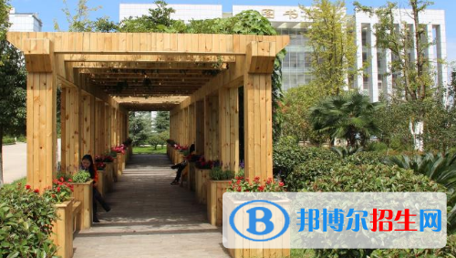 貴陽護理職業(yè)學(xué)院2020年招生辦聯(lián)系電話