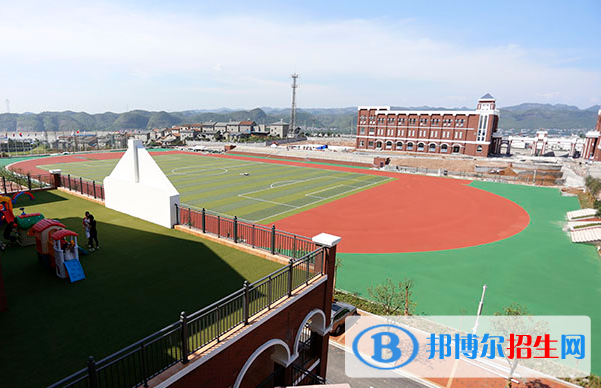 宜昌龍盤湖國際學校初中部地址在哪里