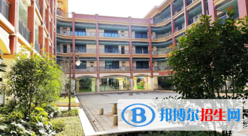 寧鄉(xiāng)碧桂園學(xué)校初中部2020年招生計劃