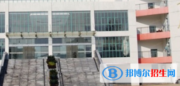 景德鎮(zhèn)陶瓷職業(yè)技術(shù)學(xué)院怎么樣、好不好