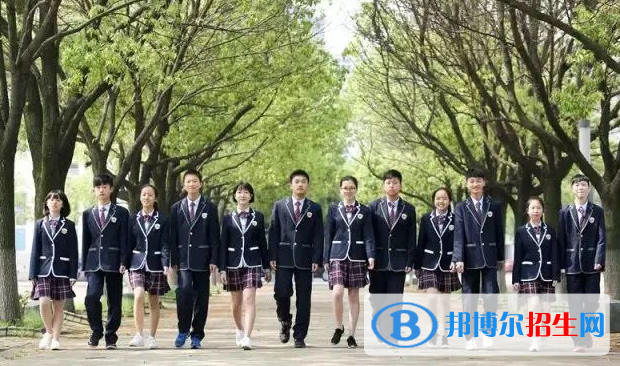 張家港外國(guó)語學(xué)校初中部網(wǎng)站網(wǎng)址