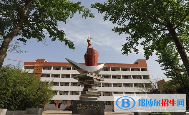 湖北現(xiàn)代農(nóng)業(yè)技師學院1