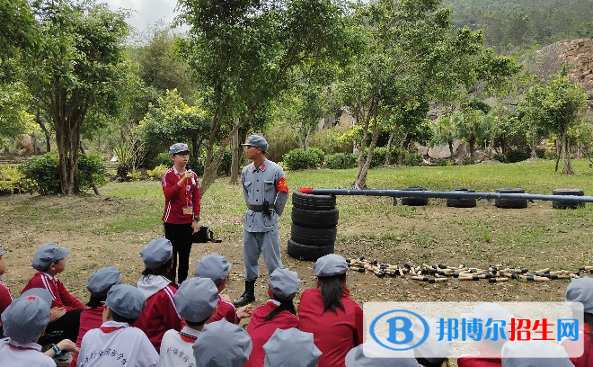 珠海東方外語(yǔ)實(shí)驗(yàn)學(xué)校初中部2020年招生辦聯(lián)系電話