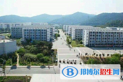 蘇州經(jīng)貿(mào)職業(yè)技術(shù)學(xué)院怎么樣、好不好