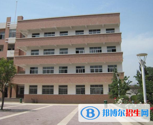  乾縣第二中學(xué)2020年招生辦聯(lián)系電話