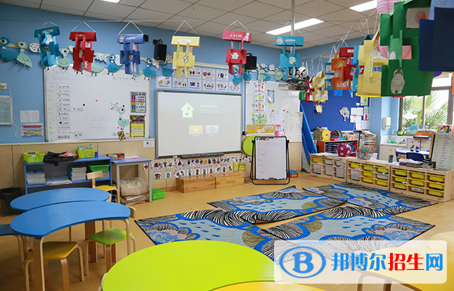 重慶耀中國際學(xué)校初中部地址在哪里