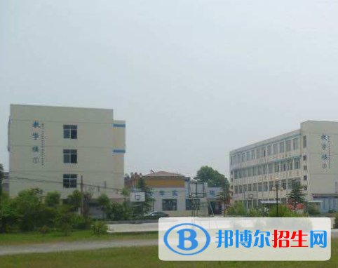 平涼亞東職業(yè)技術學校1