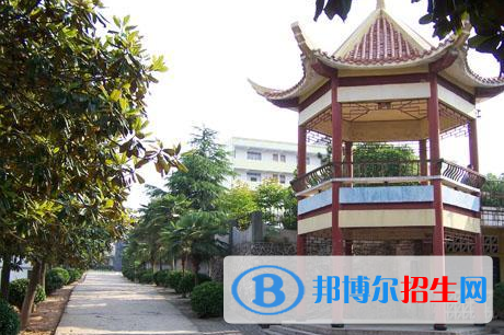 黃岡勞動(dòng)技工學(xué)校5