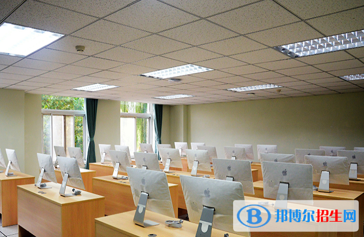 北京新府學(xué)外國語學(xué)校初中部2020年報(bào)名條件、招生要求、招生對象