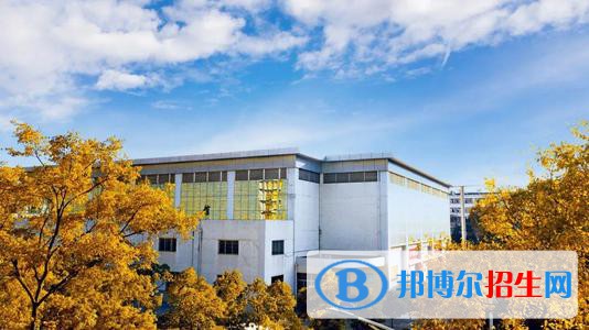 云南醫(yī)藥健康職業(yè)學(xué)院2020年招生簡章