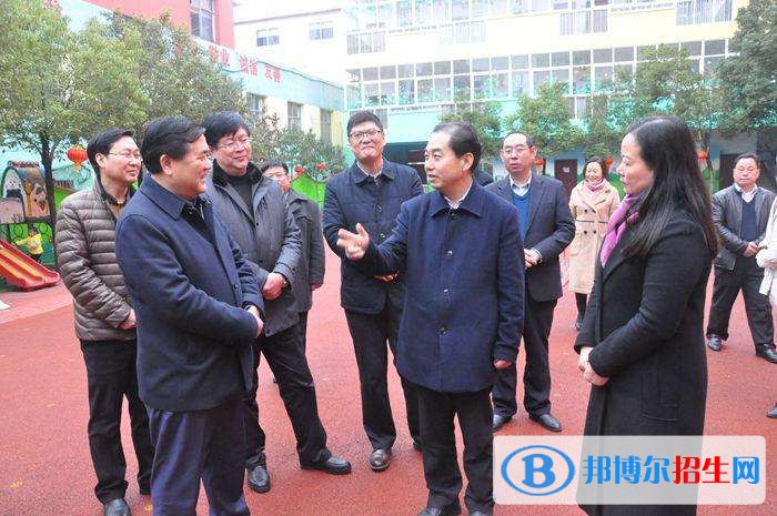 信陽電子學(xué)校2021年有哪些專業(yè)
