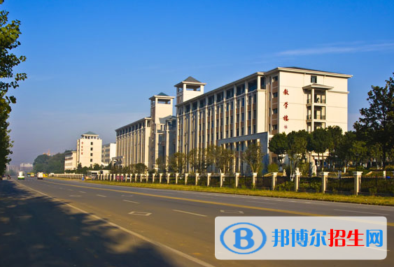 湖北工程職業(yè)學(xué)院3