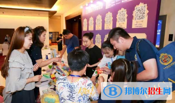 北京明誠外國語學校初中部怎么樣、好不好