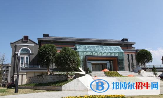 西昌天立國際學(xué)校初中部2020年學(xué)費、收費多少