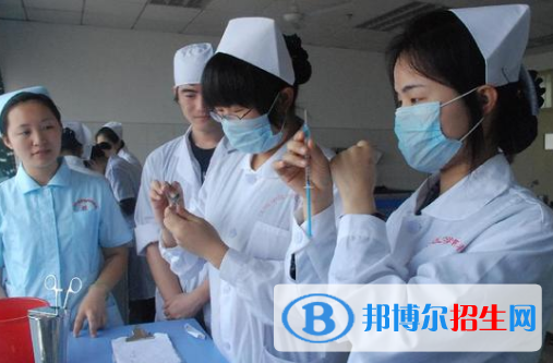 廣東2020年衛(wèi)校怎么樣報(bào)名