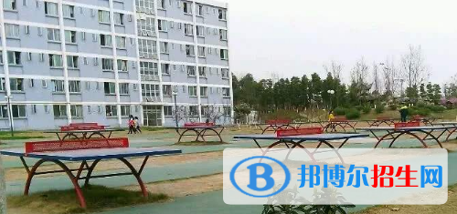 息烽中等職業(yè)學(xué)校2020年報(bào)名條件、招生要求、招生對(duì)象
