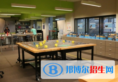 香港加拿大國(guó)際學(xué)校2020年招生辦聯(lián)系電話(huà)