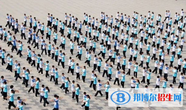  渭南藍(lán)光中學(xué)怎么樣、好不好