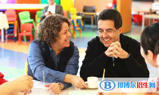長(zhǎng)春盈佳外國(guó)語(yǔ)學(xué)校小學(xué)部地址在哪里