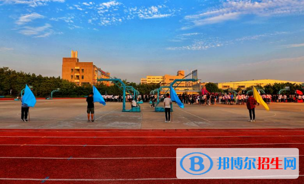 廣州現(xiàn)代信息工程職業(yè)技術(shù)學(xué)院怎么樣、好不好