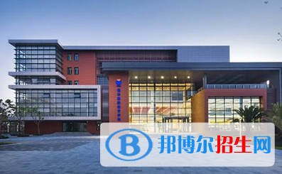 北京耀華國際學(xué)校小學(xué)部2023年學(xué)費、收費多少