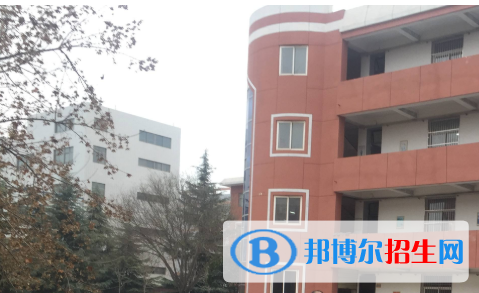 渭南高新中學(xué)2020年學(xué)費(fèi)、收費(fèi)多少
