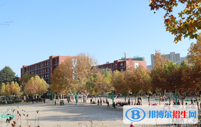 定西隴中護(hù)理學(xué)校2