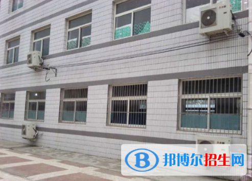 蒲城黨睦中學(xué)2020年學(xué)費(fèi)、收費(fèi)多少