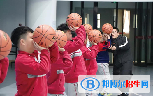 北大附屬益田同文學(xué)校小學(xué)部2020年招生辦聯(lián)系電話