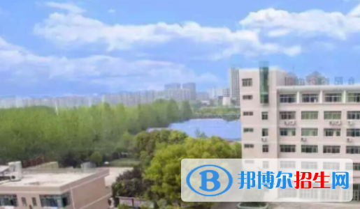 安徽2020年男生上什么鐵路學校比較好