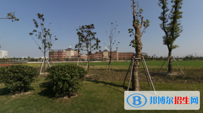 上?；蒽`頓國際學校小學部網(wǎng)站網(wǎng)址