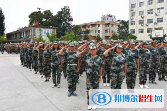 開封市中醫(yī)藥學(xué)校2021年報(bào)名條件、招生要求、招生對(duì)象