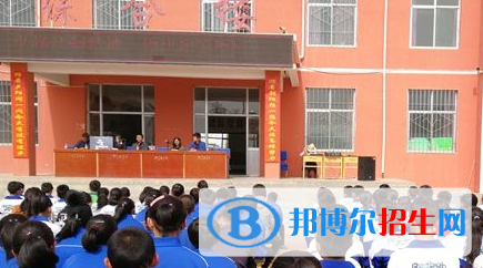 景泰縣京華職業(yè)中學3