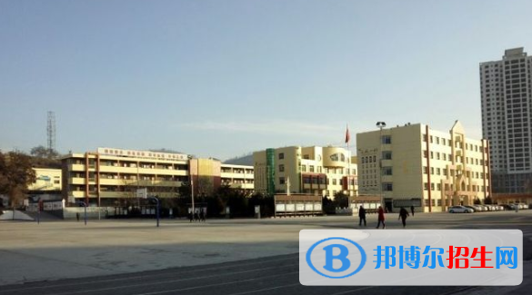  延安子長縣中學(xué)2020年學(xué)費、收費多少
