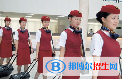 湖北2020年初中生能讀的航空服務學校