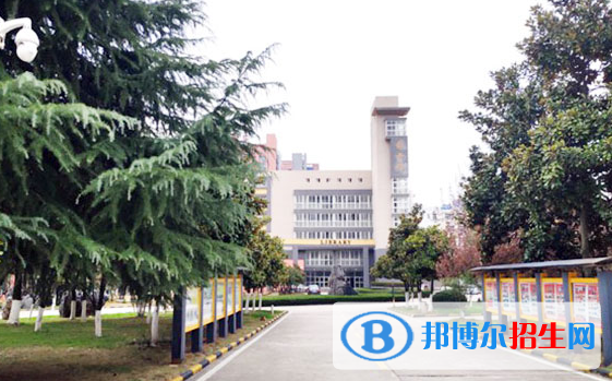民辦萬博科技職業(yè)學院地址在哪里