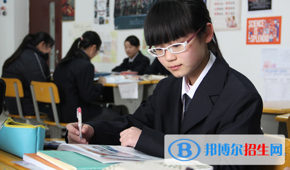 鎮(zhèn)江楓葉國際學校初中部2020年報名條件、招生要求、招生對象