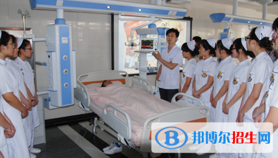 廣東2020年男生在衛(wèi)校學什么好