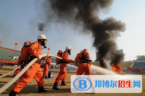 四川2020年消防工程技術(shù)學(xué)校中專升大?？际裁? width=