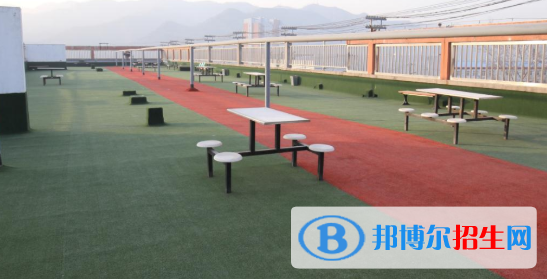 吳堡中學(xué)2020年學(xué)費、收費多少