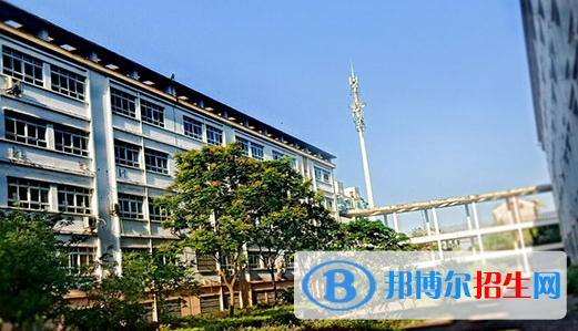 安徽現(xiàn)代信息工程職業(yè)學(xué)院2020年報(bào)名條件、招生要求、招生對(duì)象