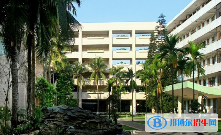 海南中學(xué)2020年招生計劃