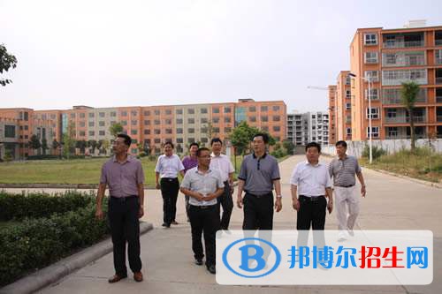 息縣職業(yè)教育中心2021年報(bào)名條件、招生要求、招生對(duì)象