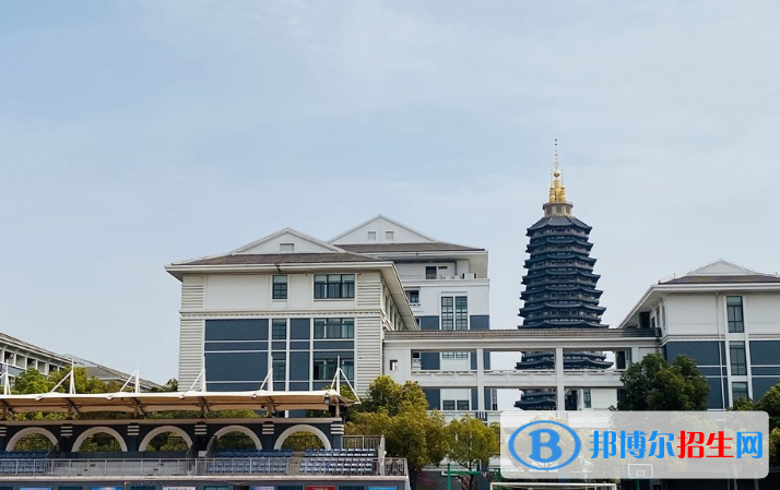 江蘇常州高級(jí)中學(xué)2020年招生辦聯(lián)系電話