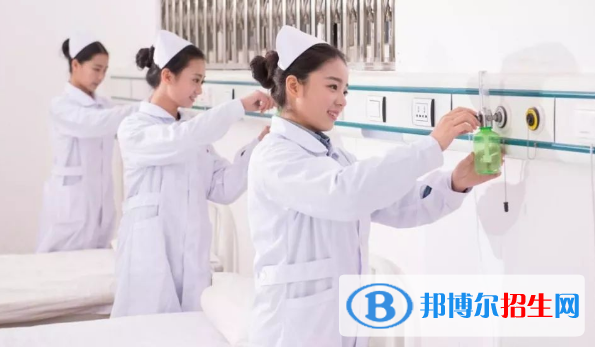 光是2020年衛(wèi)校和幼師哪個好